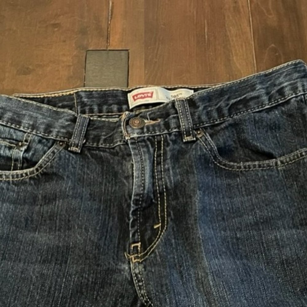 Boys Levi 505 Husky jeans - Picture 2 of 6